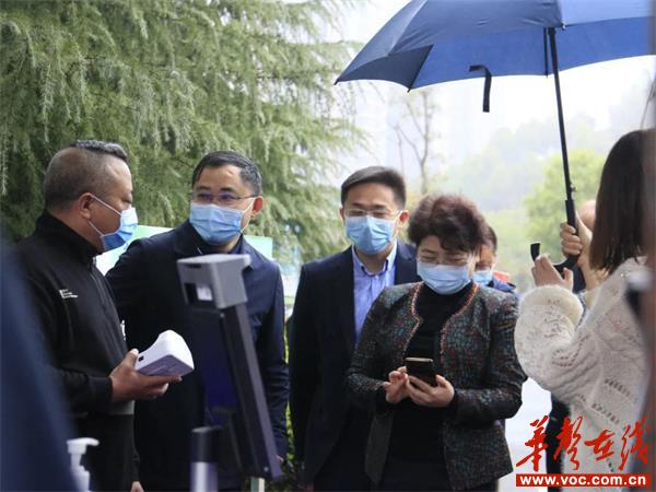 周迎春到邵阳市湘郡铭志学校指导疫情防控工作_邵阳头条网