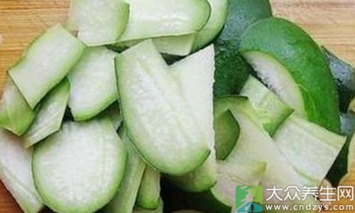 4种蔬菜应带皮吃，如何科学清洗蔬菜？(1)
