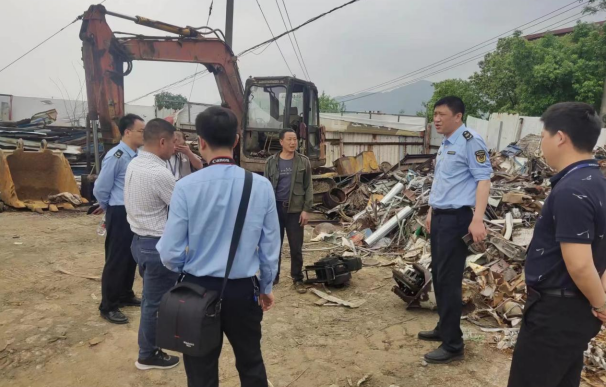 苏仙区多部门联合开展报废机动车非法回收拆解专项执法整治行动