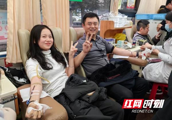 涟源市人民医院献血活动现场.jpg 涟源市人民医院献血活动现场.jpg
