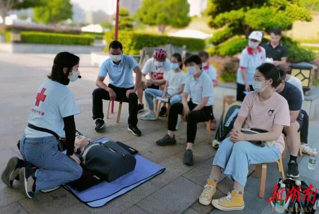 湖南日报市州头条| 长沙县 打通“救在身边”应急救护线