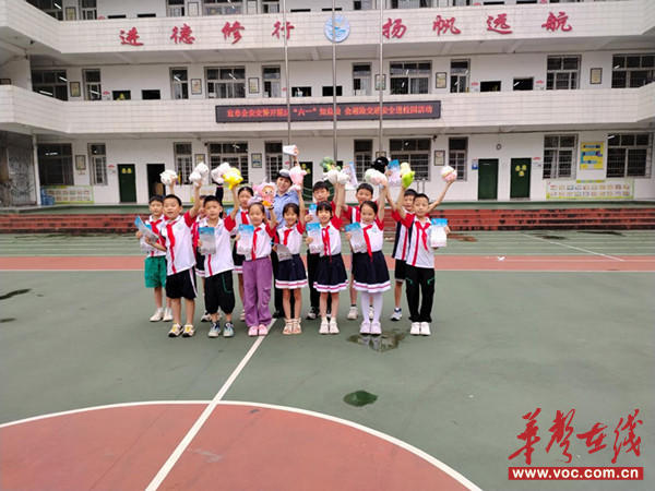 图片4_副本.jpg