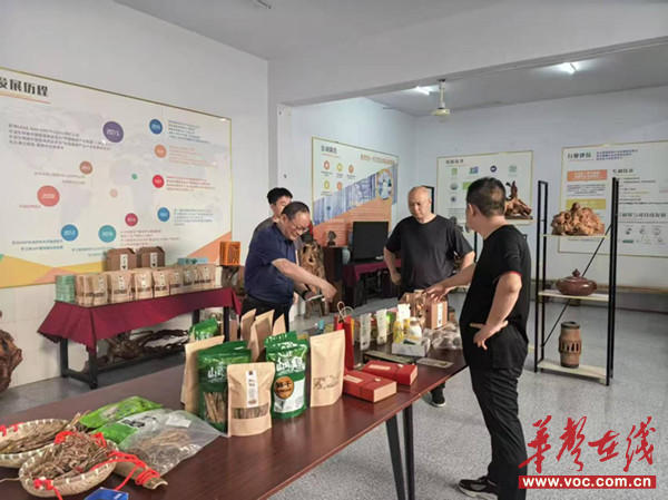 图片4_副本.jpg