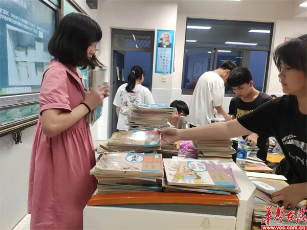 周南靳江中学4_副本.jpg