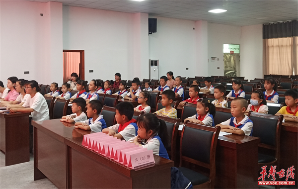 黄茅洲镇中心小学2_副本.png