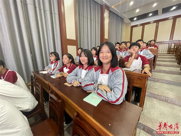 浏阳唯美高级中学2_副本.png