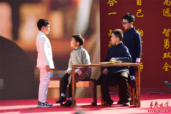 诺贝尔摇篮教育集团2.png