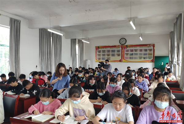 图片 2.jpg 图片 2.jpg