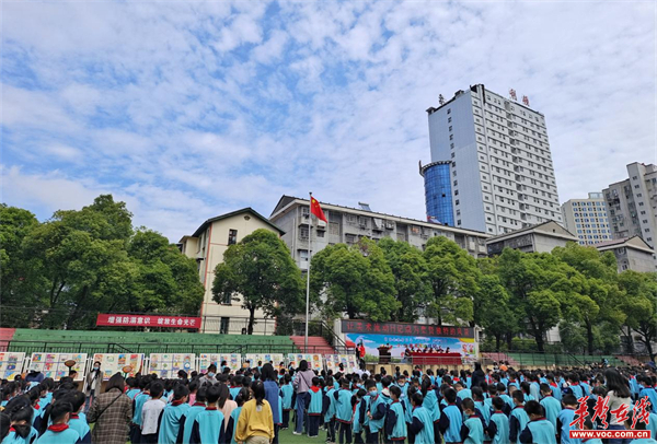 图片框 1025.jpg
