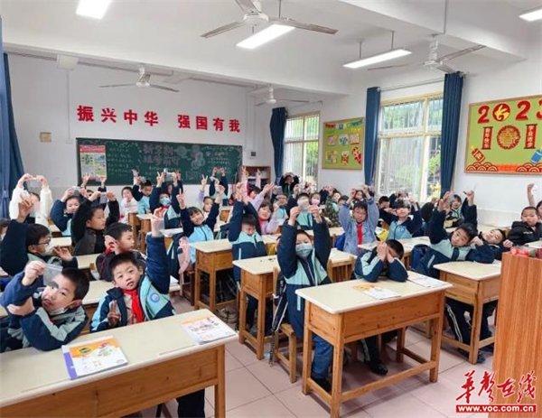 图片 1.jpg 图片 1.jpg