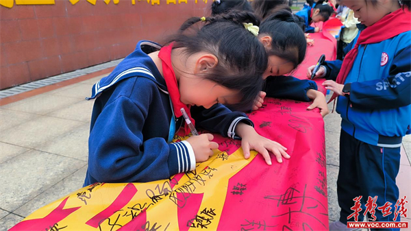 图片 2.jpg 图片 2.jpg