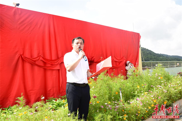 图片 1.png 图片 1.png