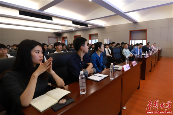 图片 1.jpg 图片 1.jpg