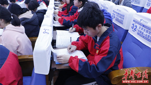 图片 3.jpg 图片 3.jpg