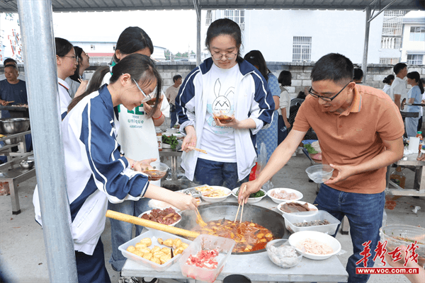 图片 1.png 图片 1.png