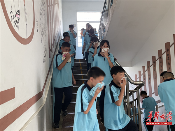 图片 1.png 图片 1.png