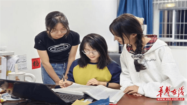 以爱执教 倾心育人——记郴州市汝城县第三中学教师曹壮