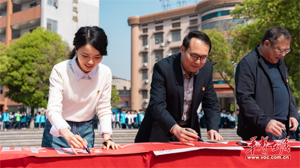 图片 1.png 图片 1.png