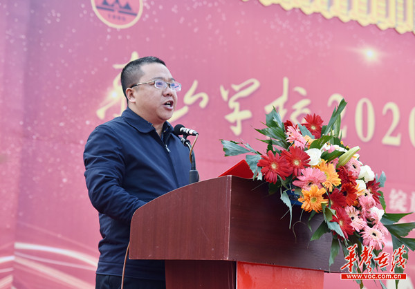 付建华：敬畏生命，尊重科学