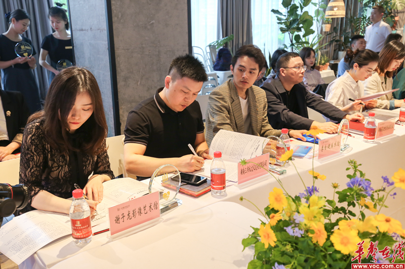 1661494538808341.png 签约仪式 (3).png