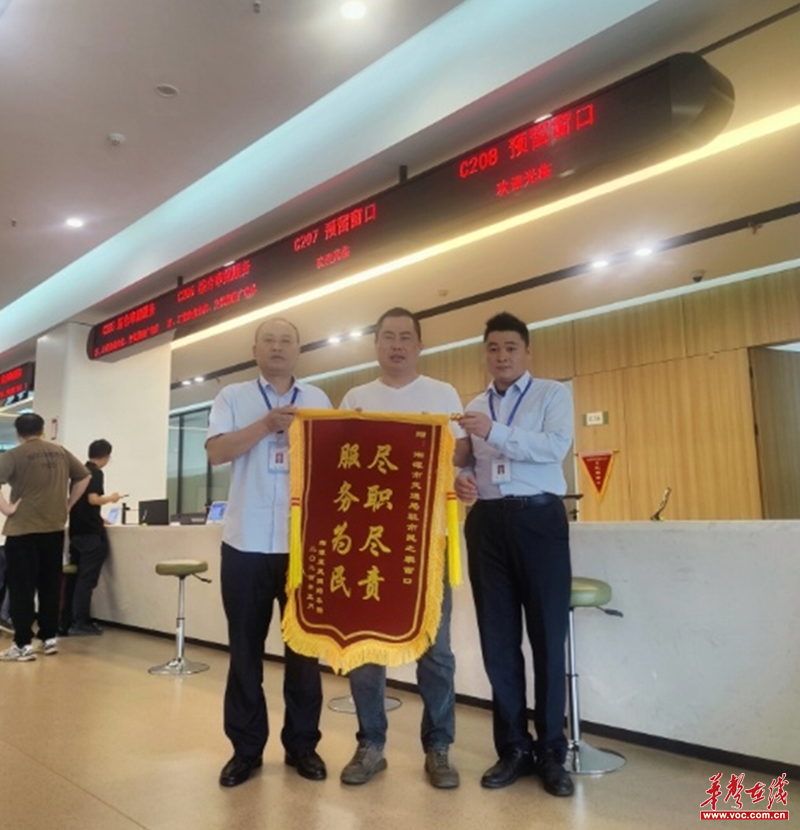 1715759303896415.png 图片1.png