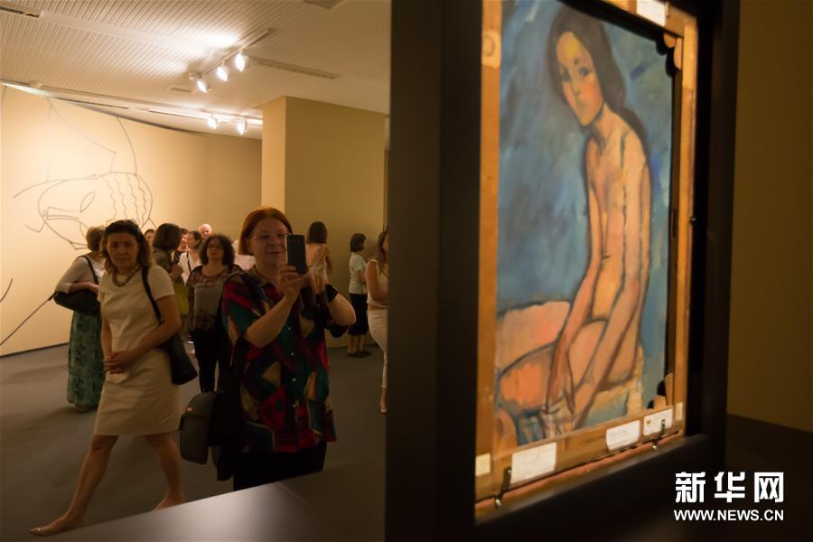 （晚报）（1）意大利画家莫迪利亚尼作品展在布达佩斯开幕
