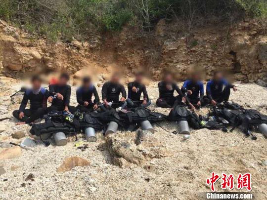 三亚旅游警察严查“黑潜水点”行政拘留14人