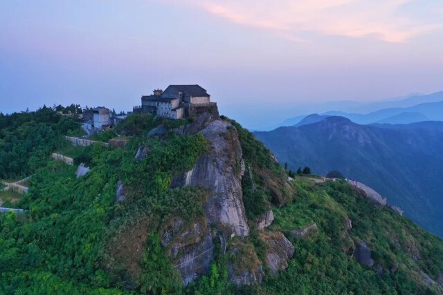 南岳IP新形象，由你投票决定！快来看，南岳国庆旅游“花式”玩法