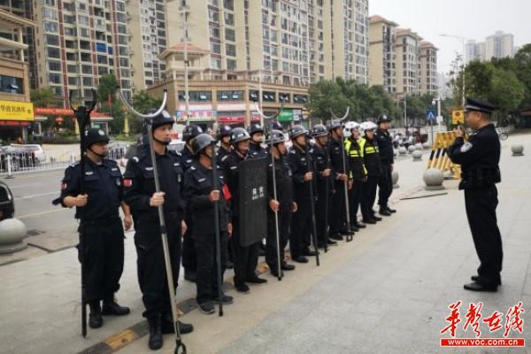 出警神速——永州快警群防平台防暴演练（新闻报道）(1)1.jpg