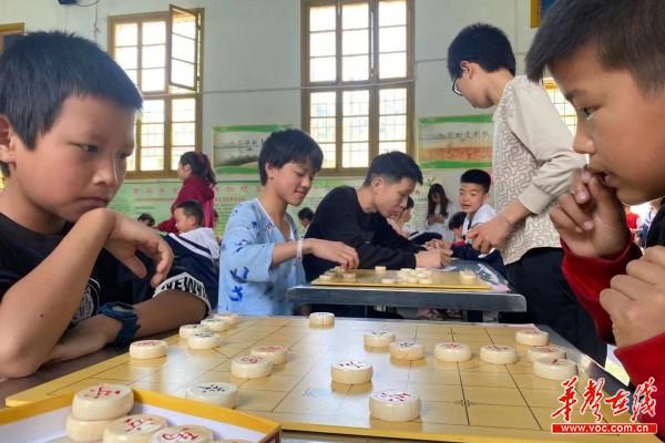 5城步县清源中心小学举办第二届棋类大赛1.jpg