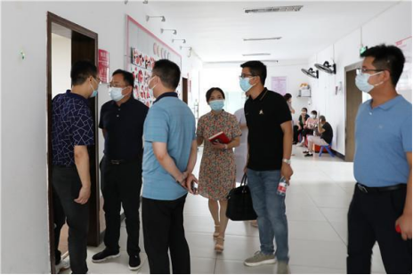 湖南幼儿师范高等专科学校李宏岸一行到常德市妇幼保健院考察指导工作285.png