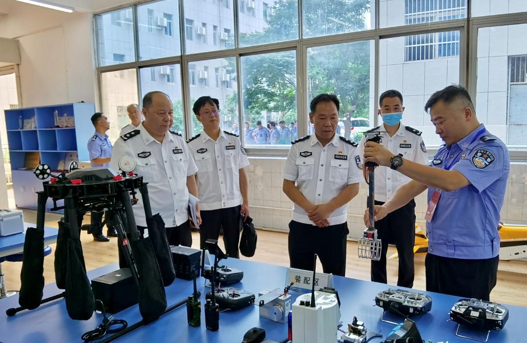 图片5.jpg 图片5.jpg