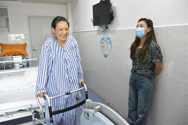 西藏女子走路一瘸一拐20余年 常德一医换髋手术助其告别跛行人生160.png 西藏女子走路一瘸一拐20余年 常德一医换髋手术助其告别跛行人生160.png
