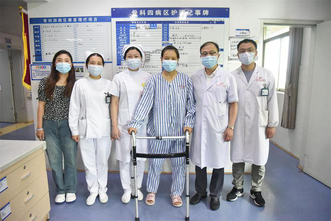 西藏女子走路一瘸一拐20余年 常德一医换髋手术助其告别跛行人生1531.png 西藏女子走路一瘸一拐20余年 常德一医换髋手术助其告别跛行人生1531.png