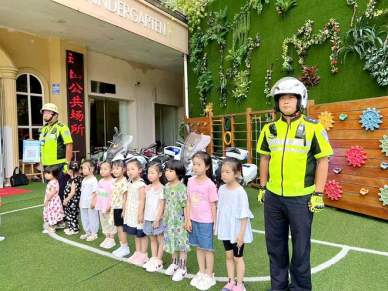 湖南常德:暑期交通安全宣传走进幼儿园137.png