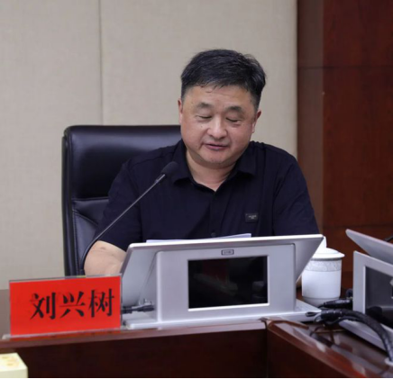 常德市中级人民法院“教学科研实践基地”签约授牌仪式成功举行430.png 常德市中级人民法院“教学科研实践基地”签约授牌仪式成功举行430.png