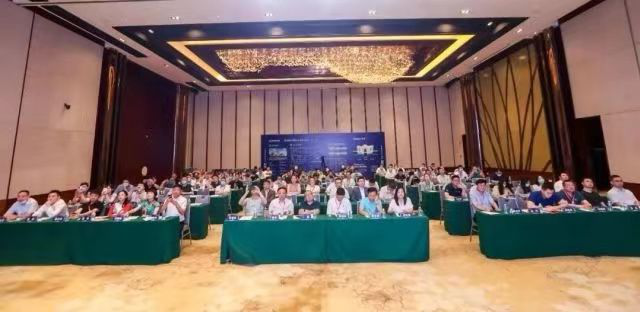 第十四届肿瘤微创综合治疗学术大会顺利召开141.png 第十四届肿瘤微创综合治疗学术大会顺利召开141.png