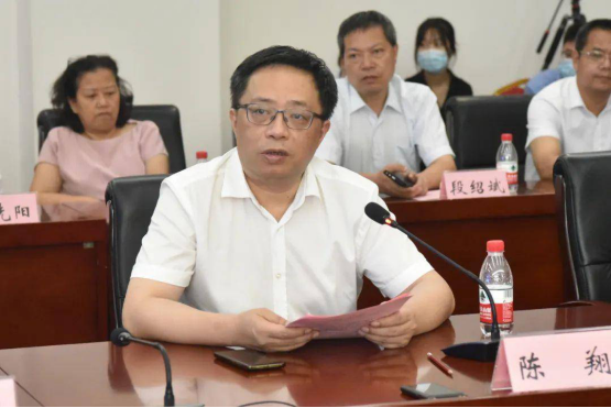 中南大学与常德市政府签约!常德一医融入中南大学湘雅院系家族350.png 中南大学与常德市政府签约!常德一医融入中南大学湘雅院系家族350.png