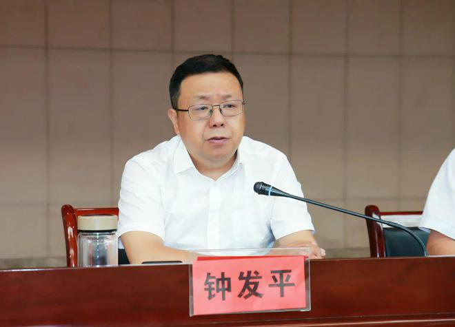 常德市一中医医院召开2022年上半年医院运营情况分析会暨第6期医疗质量与安全管理例会148.png 常德市一中医医院召开2022年上半年医院运营情况分析会暨第6期医疗质量与安全管理例会148.png