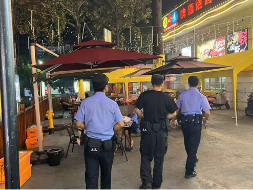 常德高新公安分局开展第二次夏夜治安巡查宣防集中统一行动216.png 常德高新公安分局开展第二次夏夜治安巡查宣防集中统一行动216.png