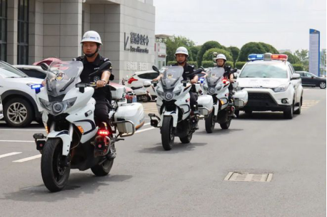 一抹“警色”给足安全感!常德高新公安分局巡逻防控再升级1266.png 一抹“警色”给足安全感!常德高新公安分局巡逻防控再升级1266.png
