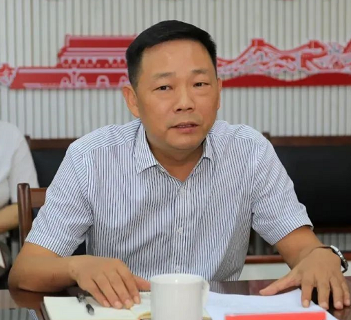 常德市六中召开芷兰白云中学办学三周年座谈会426.png