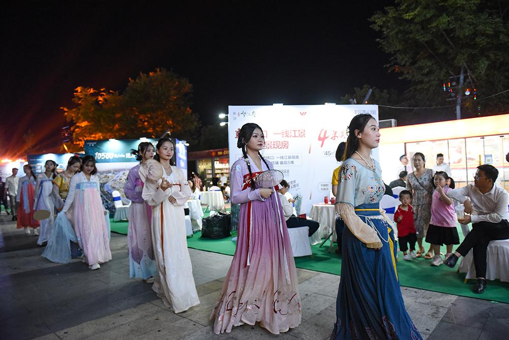 图片4.jpg 图片4.jpg