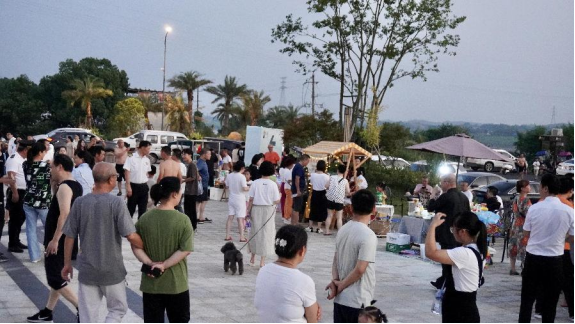 点亮株洲夜经济1457.png 点亮株洲夜经济1457.png