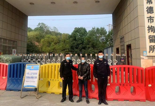 图片4.jpg 图片4.jpg