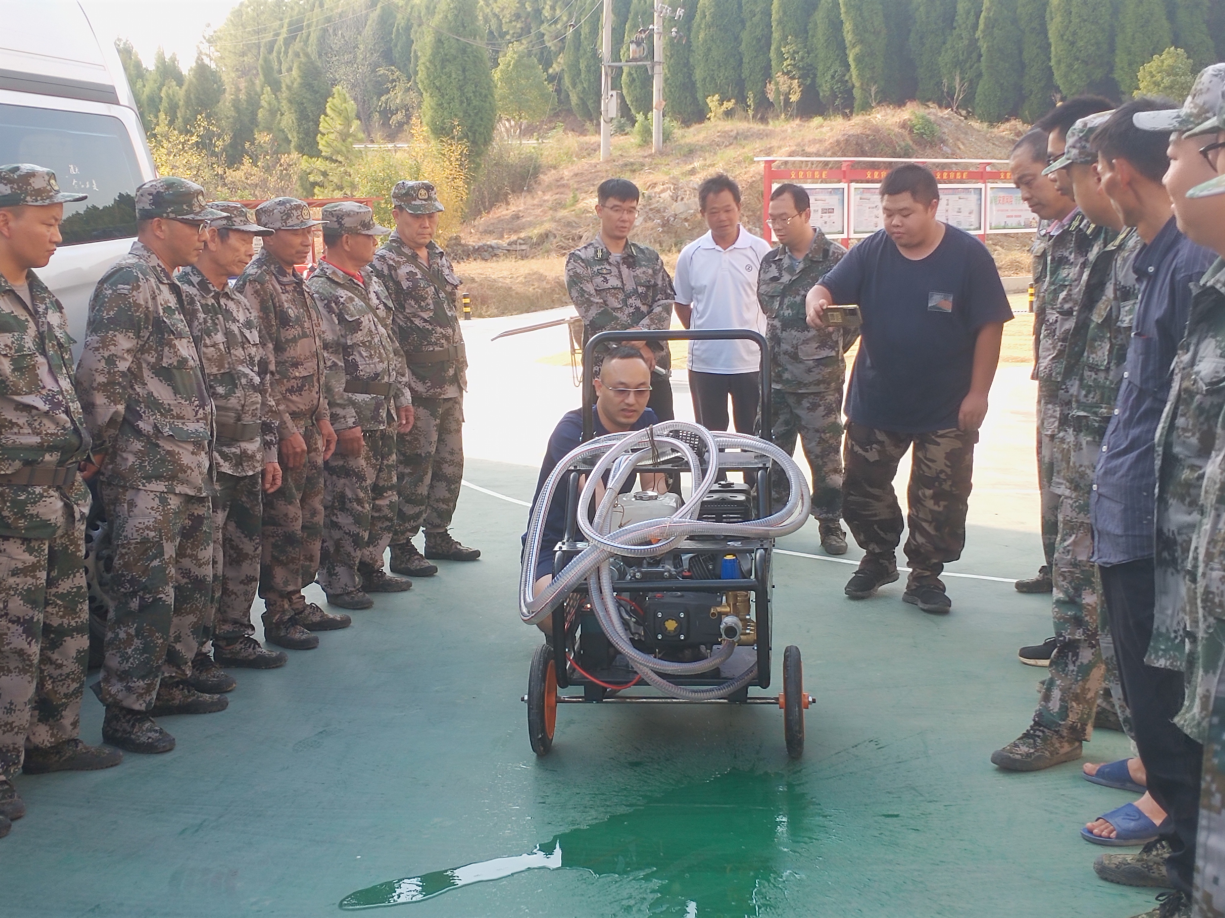 图片3.jpg 图片3.jpg