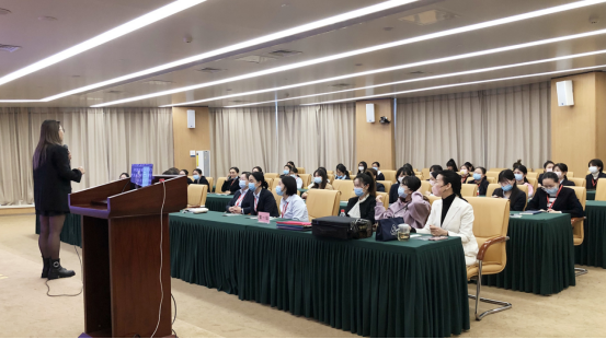 湖南省药品监督管理局举办省政务服务大厅形象能力提升培训班713.png 湖南省药品监督管理局举办省政务服务大厅形象能力提升培训班713.png