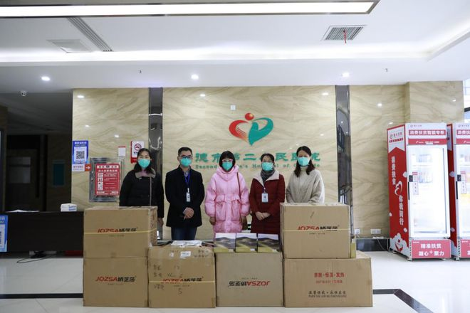 湖南常德：爱心企业为“疫”线医务人员送温暖162.png