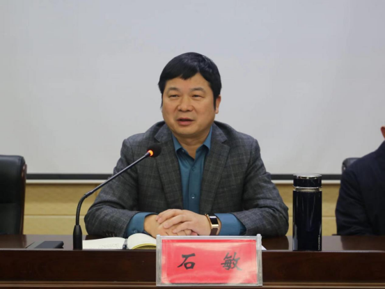 澧县召开新冠重点人群健康服务暨第十版防控和诊疗方案培训会185.png