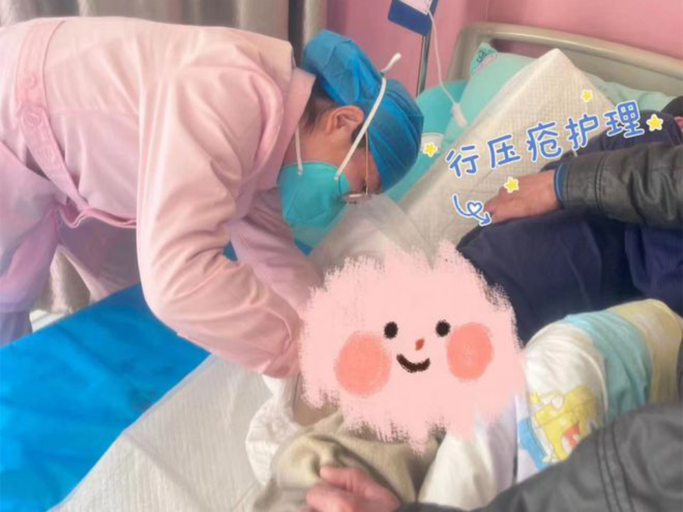 妇产科的男患者、儿科的“老北北”……保救治，常德市二医院很拼1146.png